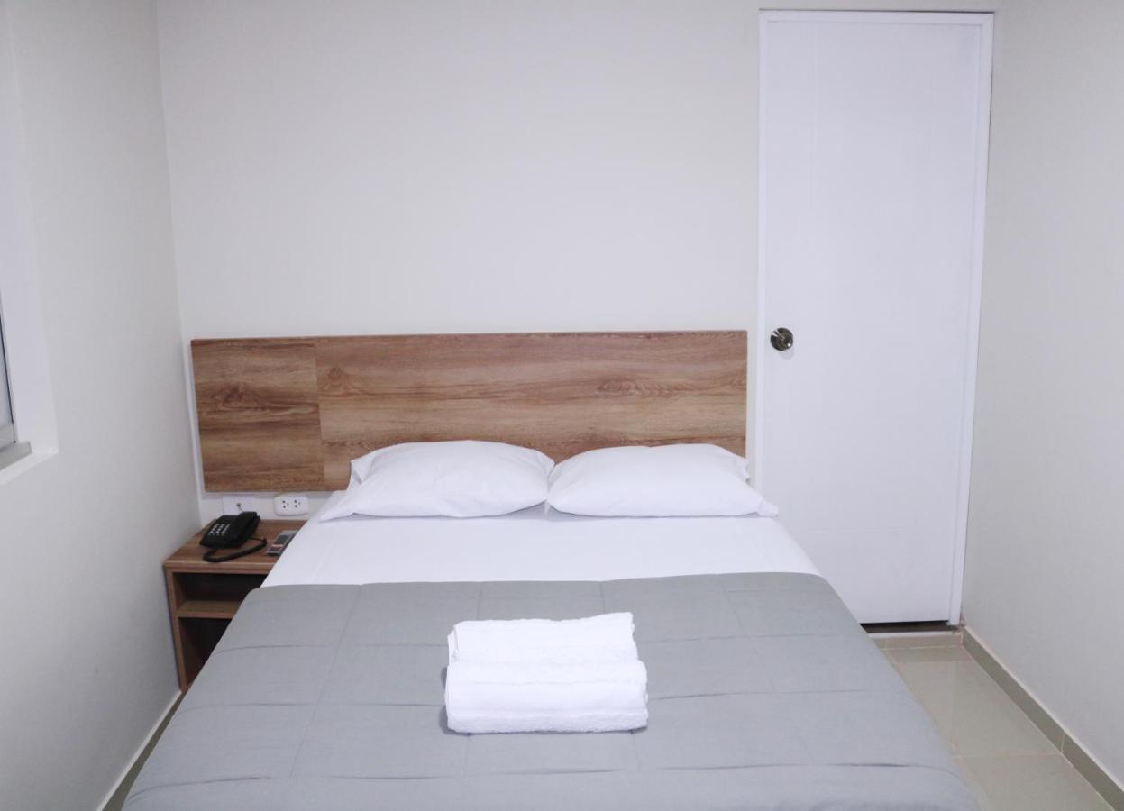 Hotel Kusnaya Піура Екстер'єр фото